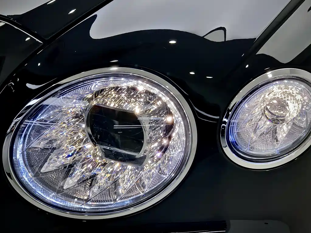 Bentley Flying Spur 2022