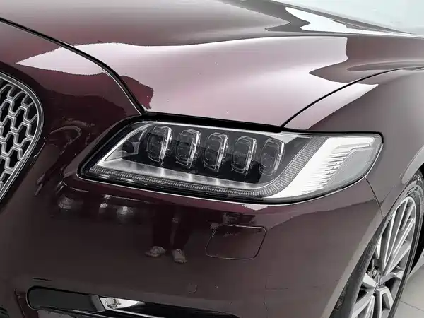 Lincoln Continental 2019