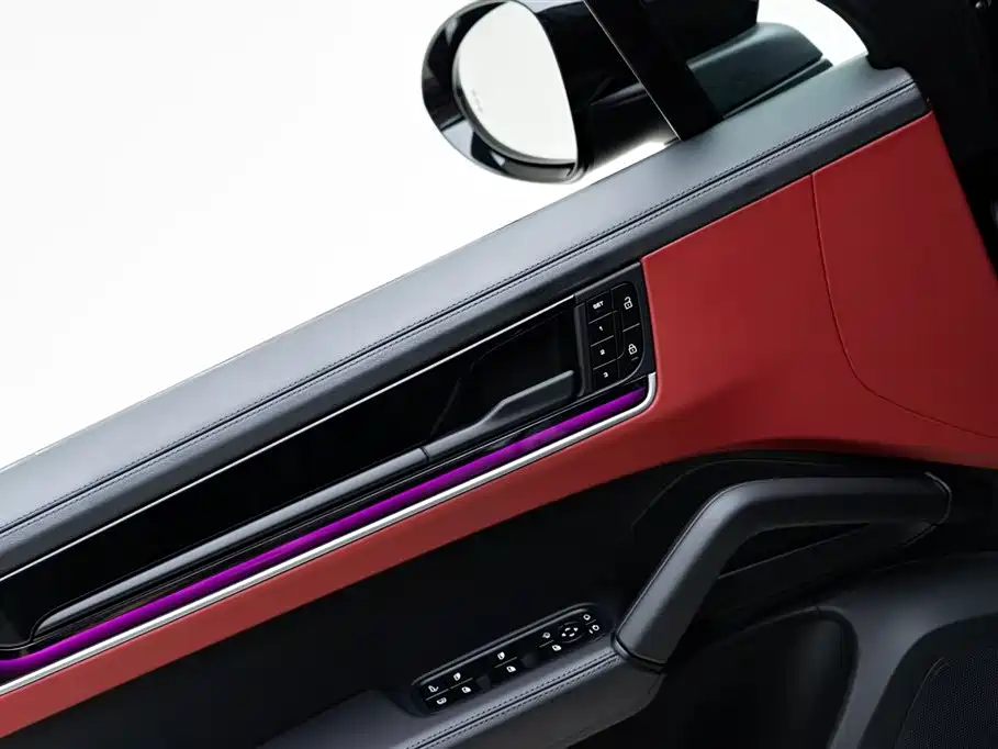 Porsche Cayenne Hybrid 2024 — фото 16
