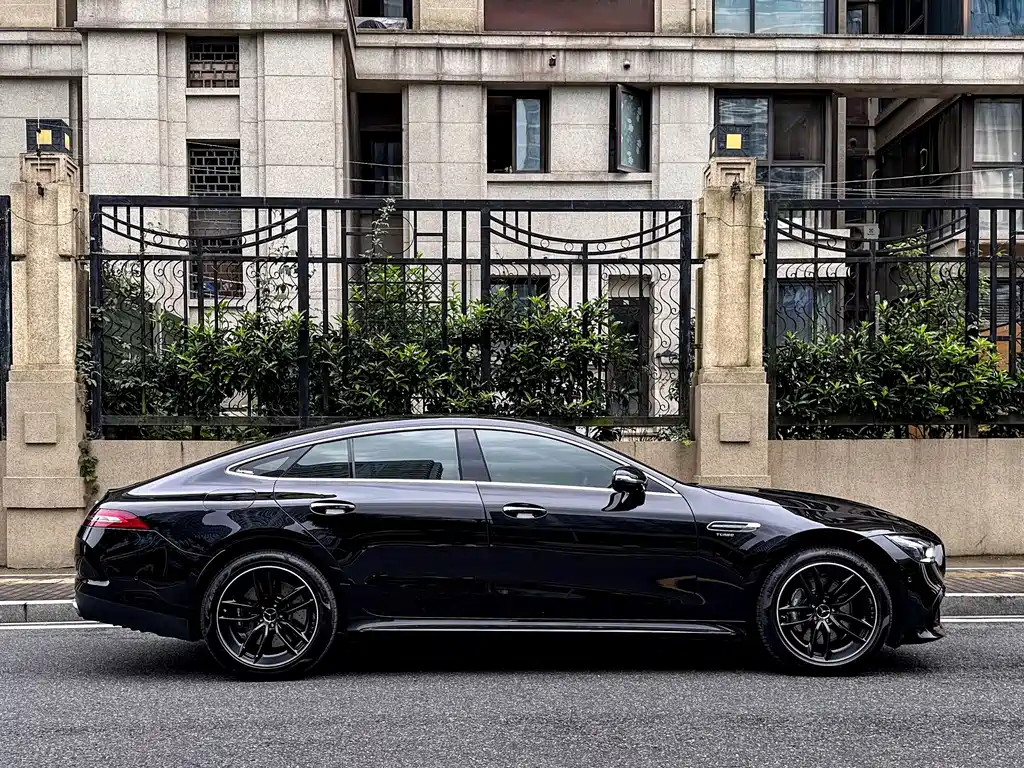 Mercedes-Benz AMG GT 2023 — фото 3