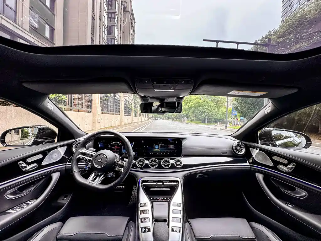 Mercedes-Benz AMG GT 2023 — фото 6