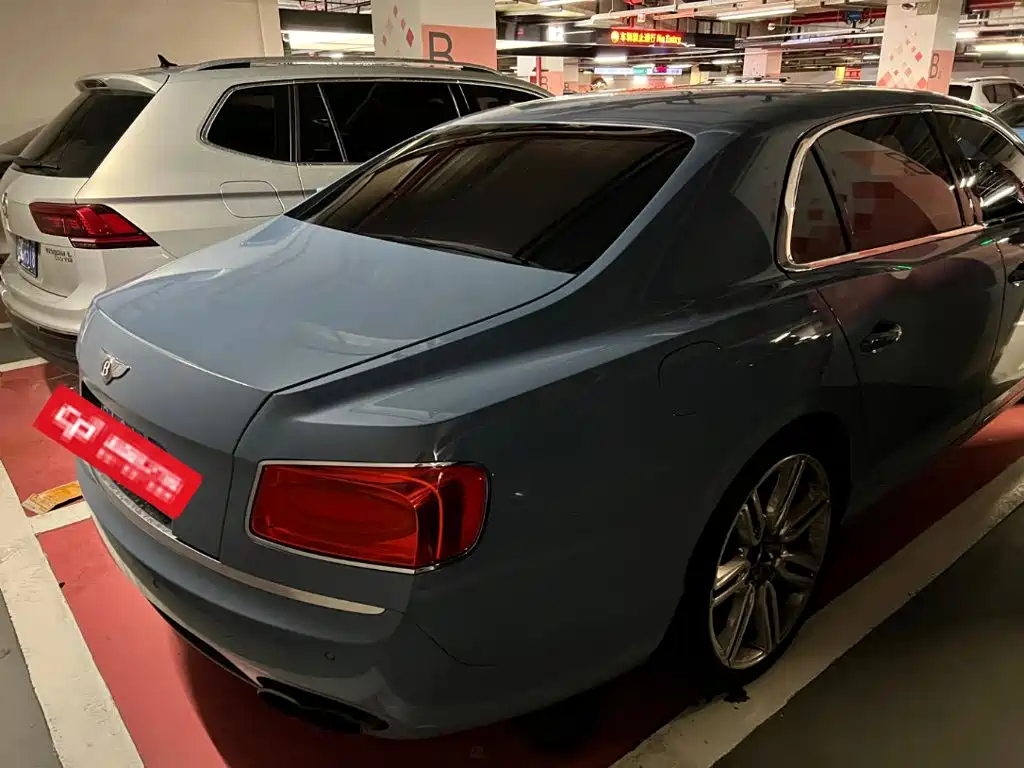 Bentley Flying Spur 2017 — фото 4