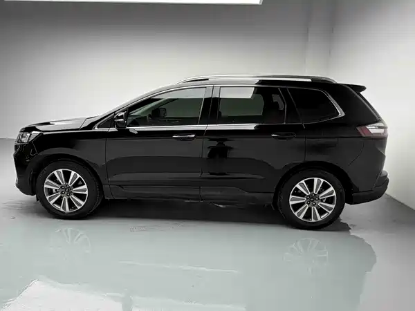 Ford Edge 2022
