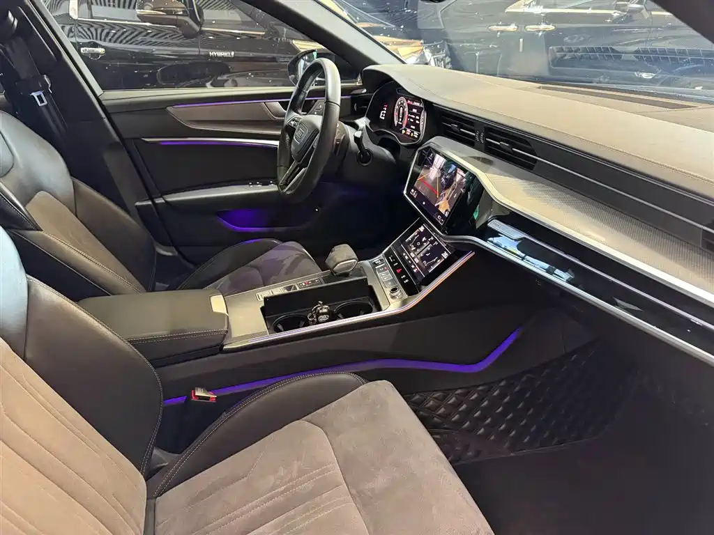 Audi A6L 2023 — фото 15