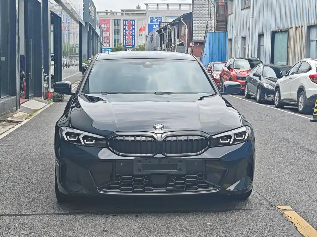 BMW 3 Series 2025