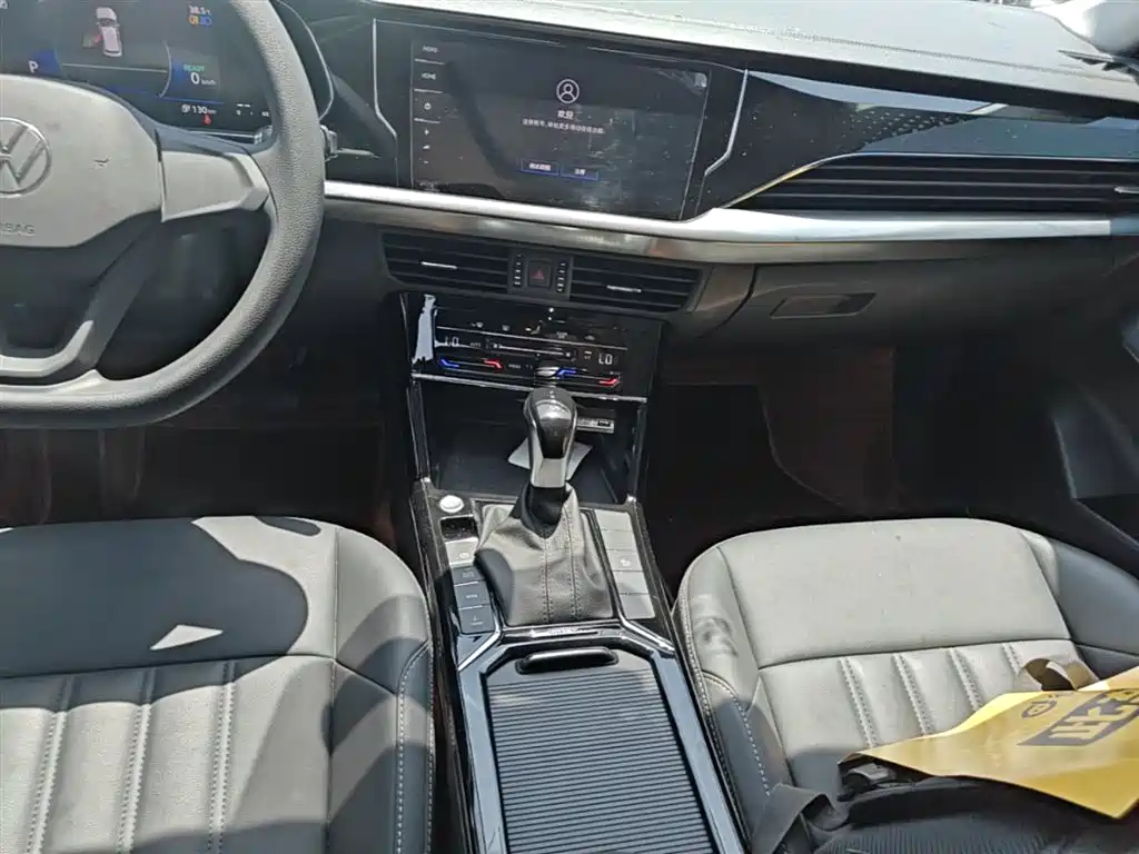 Volkswagen Passat PHEV 2022 — фото 14