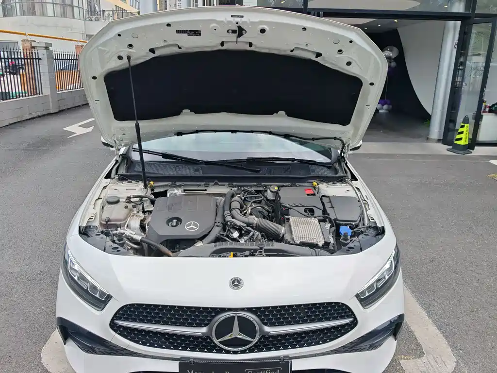 Mercedes-Benz A-Class 2023 — фото 17