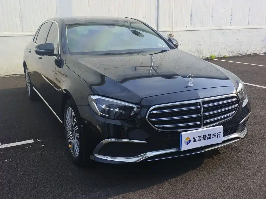 Mercedes-Benz E-Class 2023