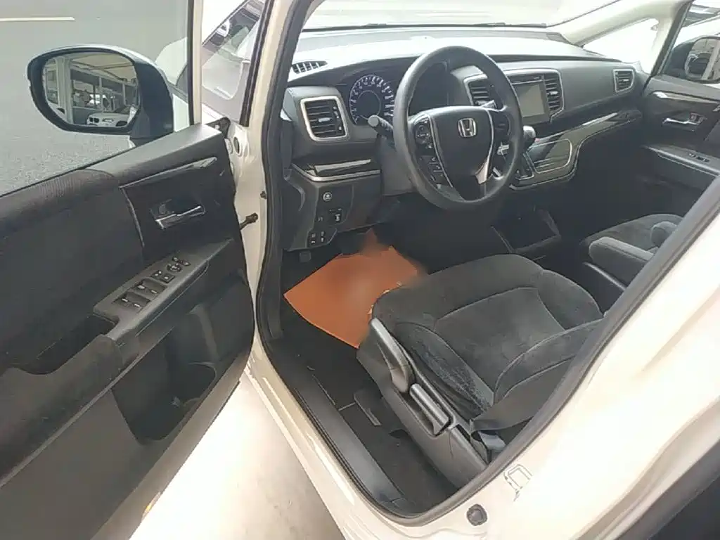 Honda Odyssey 2019 — фото 16