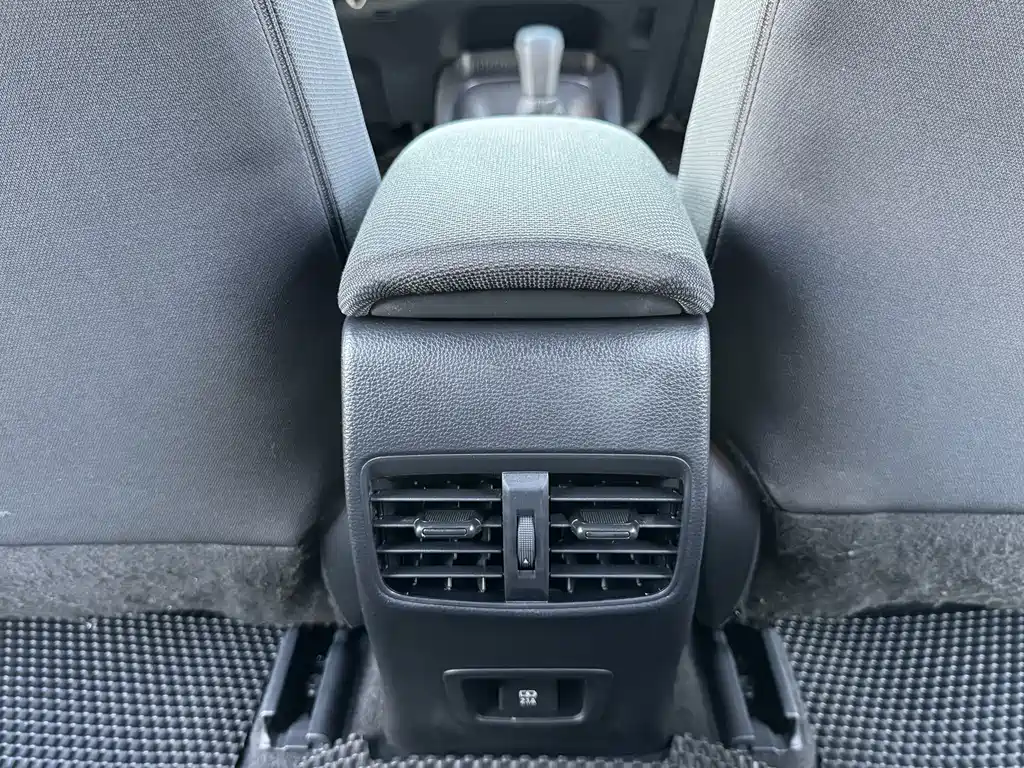 Toyota Levin 2022 — фото 18
