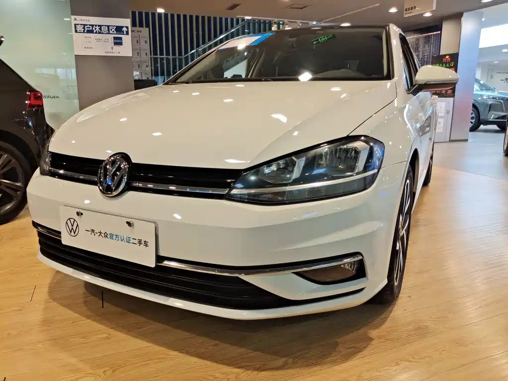 Volkswagen Golf 2020