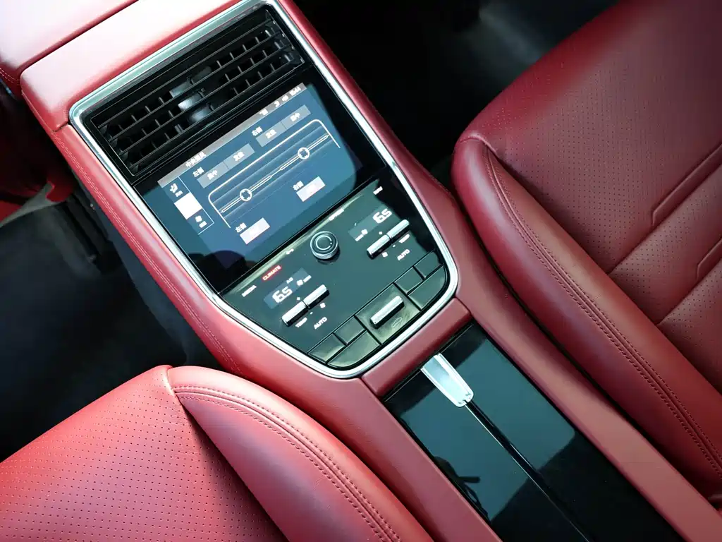 Porsche Panamera 2022 — фото 13