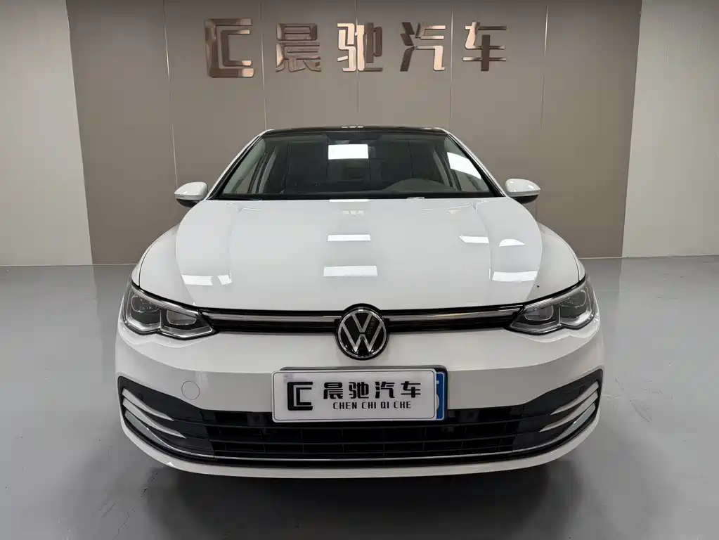 Volkswagen Golf 2022