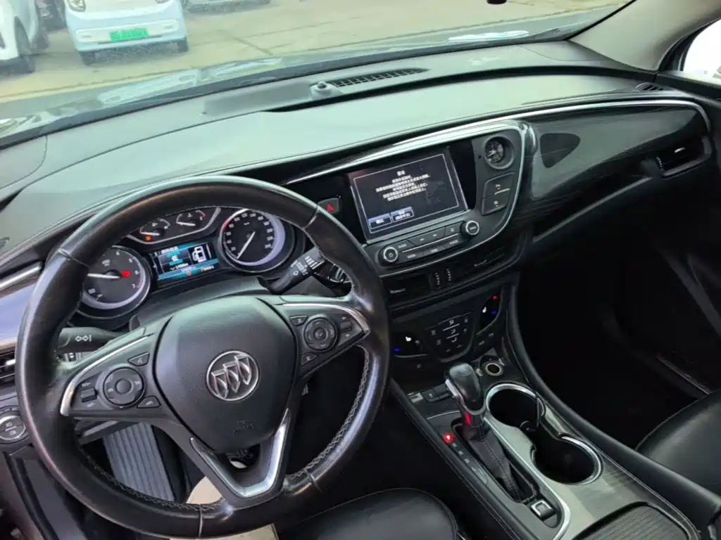 Buick Envision Plus 2018 — фото 10