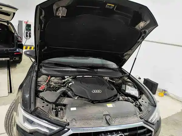 Audi A6L 2025