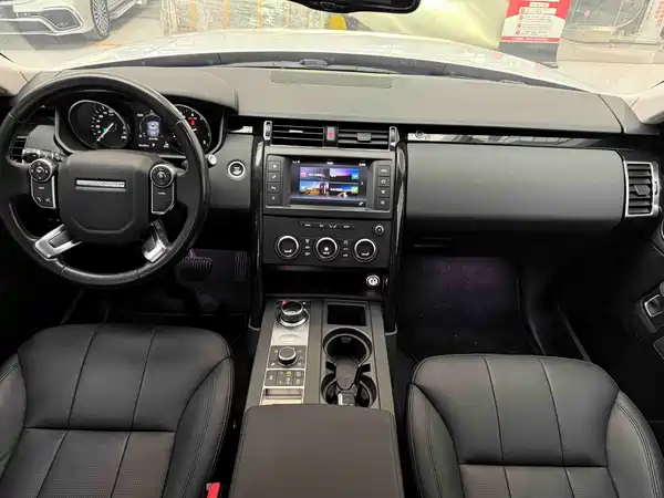 Land Rover Discovery 2017
