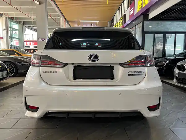 Lexus CT 2016