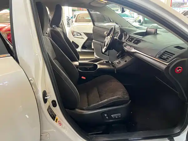 Lexus CT 2016
