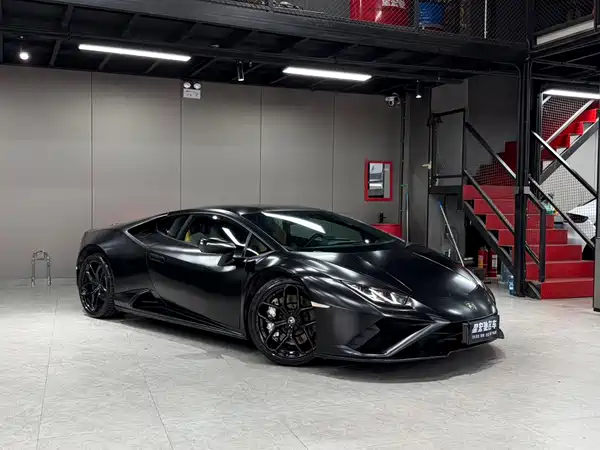 Lamborghini Huracan 2023