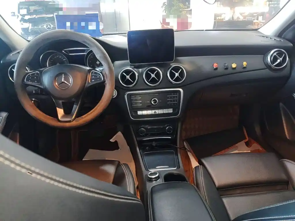 Mercedes-Benz GLA 2018 — фото 10