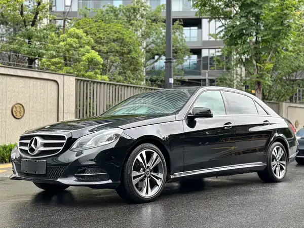 Mercedes-Benz E-Class 2015