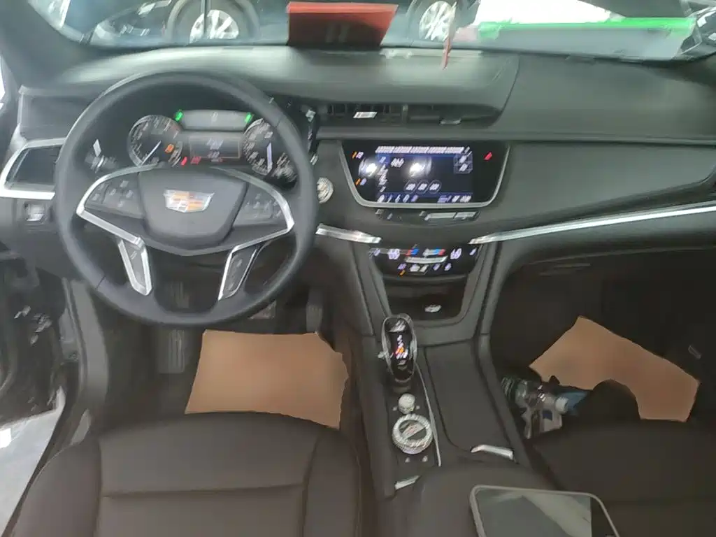 Cadillac XT5 2021 — фото 10