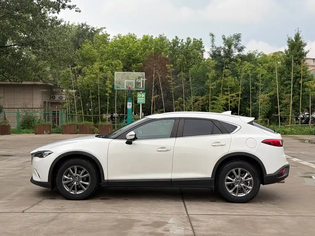 Mazda CX-4 2017