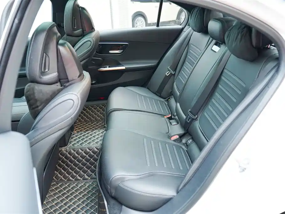 Mercedes-Benz C-Class 2023
