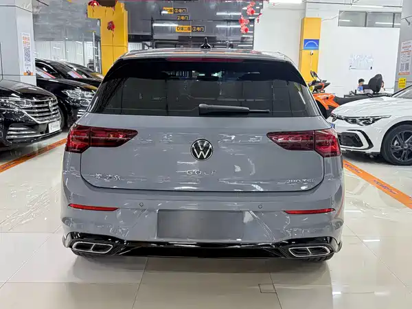 Volkswagen Golf 2022