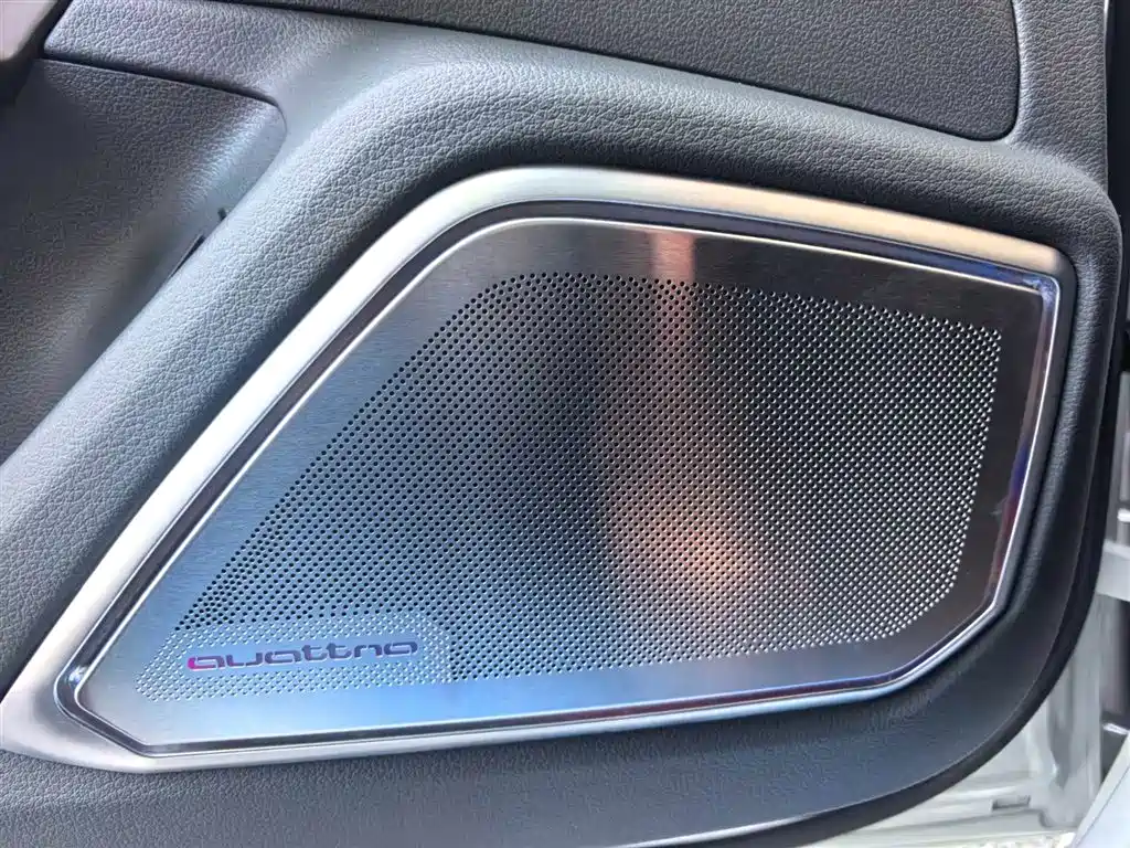 Audi A7L 2023 — фото 18
