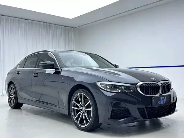 BMW 3 Series 2022