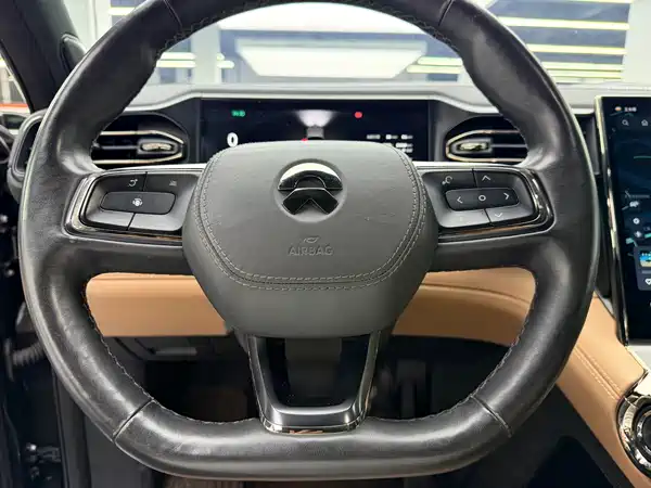NIO ES6 2021