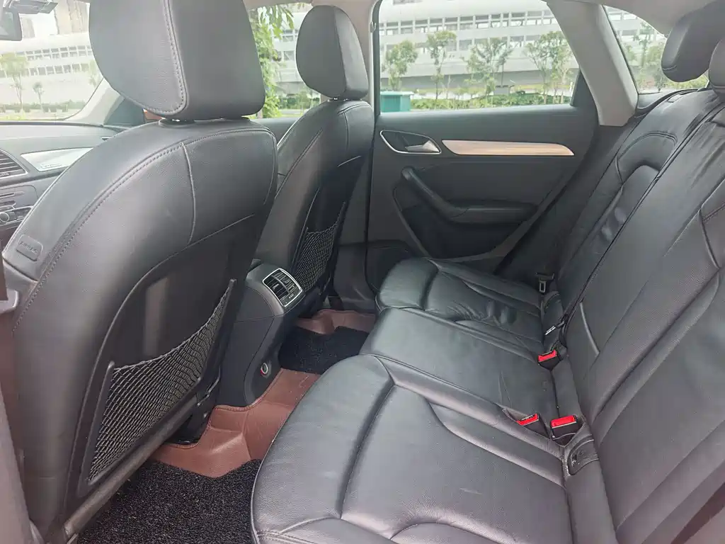 Audi Q3 2014
