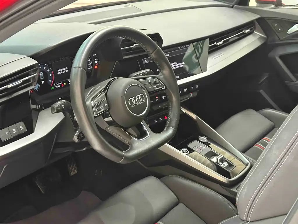Audi A3 2022 — фото 12