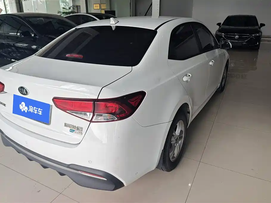 Kia Forte 2020 — фото 3