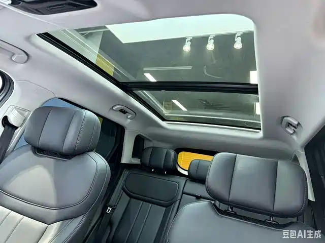 Chery Tiggo 7 C-DM 2025 — фото 17