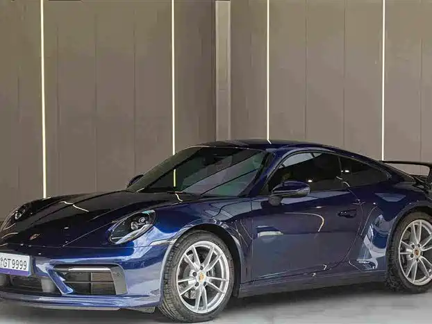 Porsche 911 2021