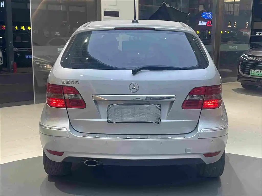 Mercedes-Benz B-Class 2011
