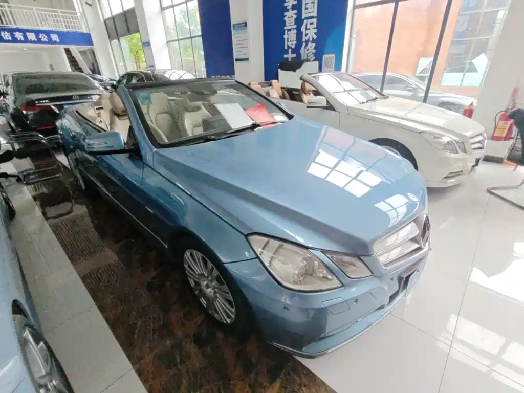 Mercedes-Benz E-Class 2011