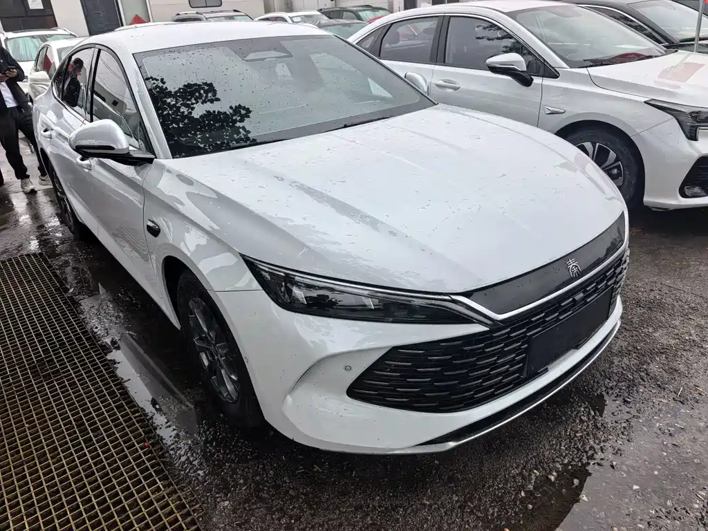 BYD Qin L 2025 — фото 3