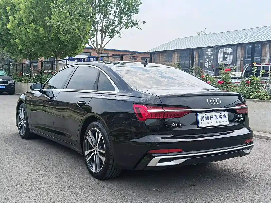 Audi A6L 2023