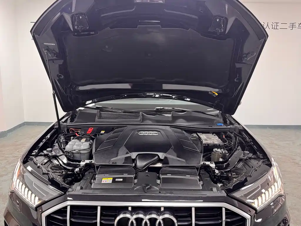 Audi Q7 2021 — фото 18