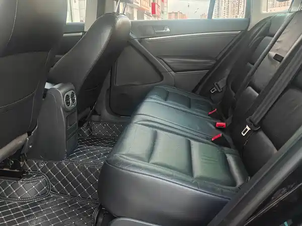 Volkswagen Tiguan 2015