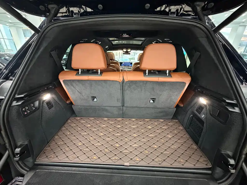 BMW X7 2023 — фото 24
