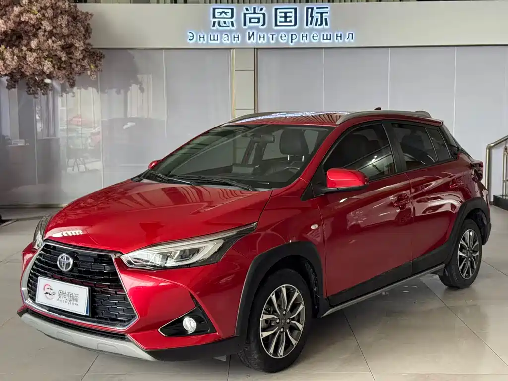 Toyota Yaris L 2022