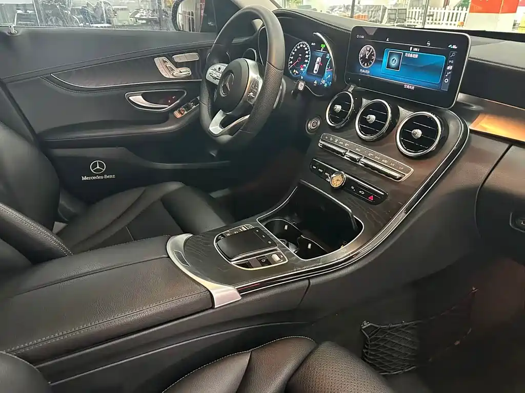 Mercedes-Benz C-Class 2020 — фото 2