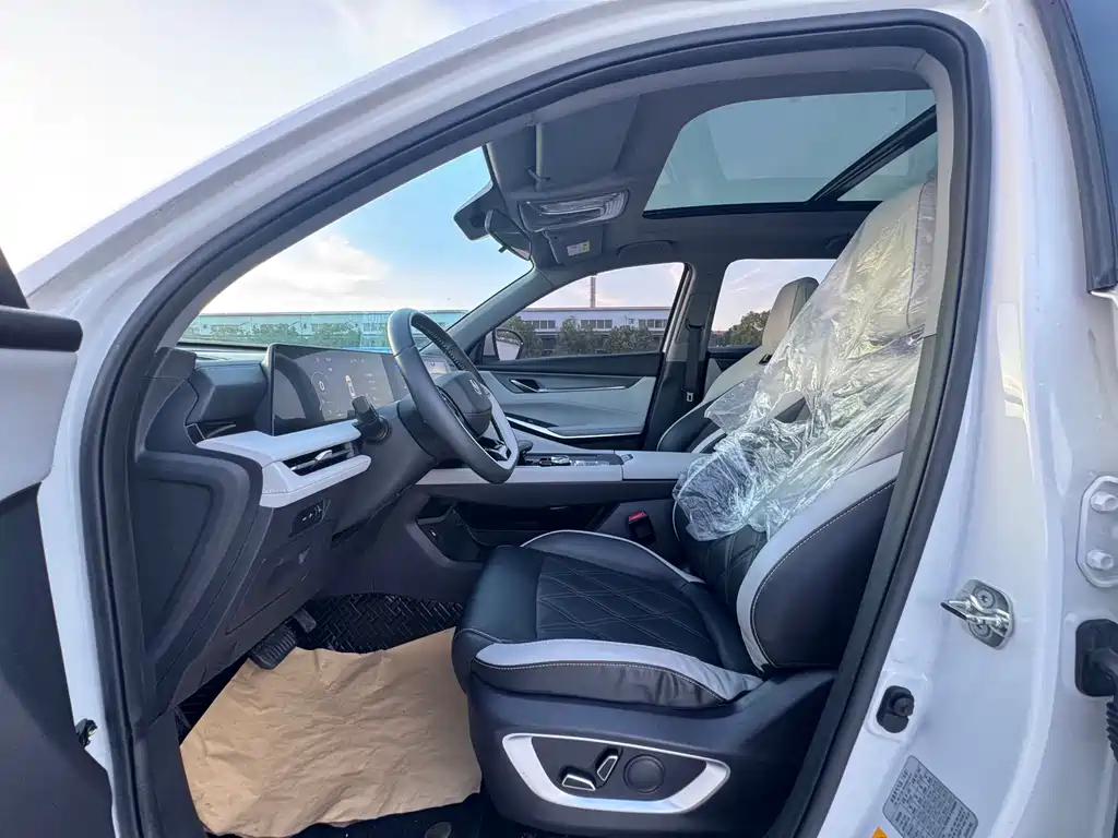 Changan CS75PLUS 2023 — фото 21