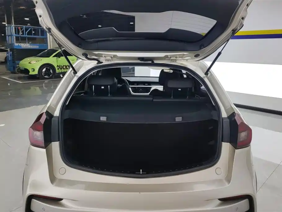 Geely Vision X3 2021