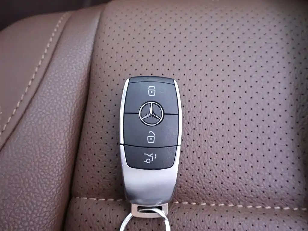 Mercedes-Benz GLE 2025 — фото 25