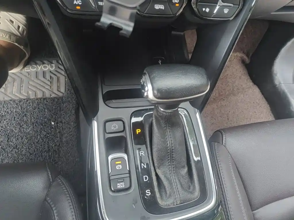 GAC Trumpchi GS4 2018 — фото 11